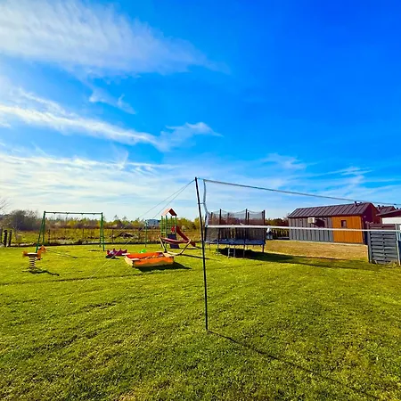Casa de Férias Domki Aurea 2 - Nowe Caloroczne Domki Z Jacuzzi I Sauna - 350M Do Morza, Plac Zabaw, Rowery, Grill Jastrzębia Góra